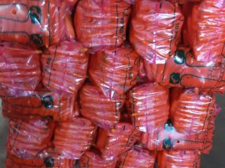 Fresh carrots. FOB price. We can pack to the