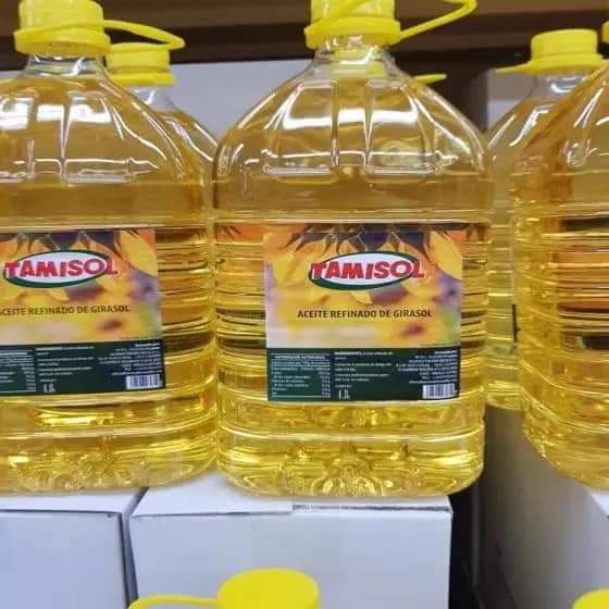 We have available in stock refined sunflower oil for sale at very affordable prices and free delivery nationwide.for more details about our products kindly