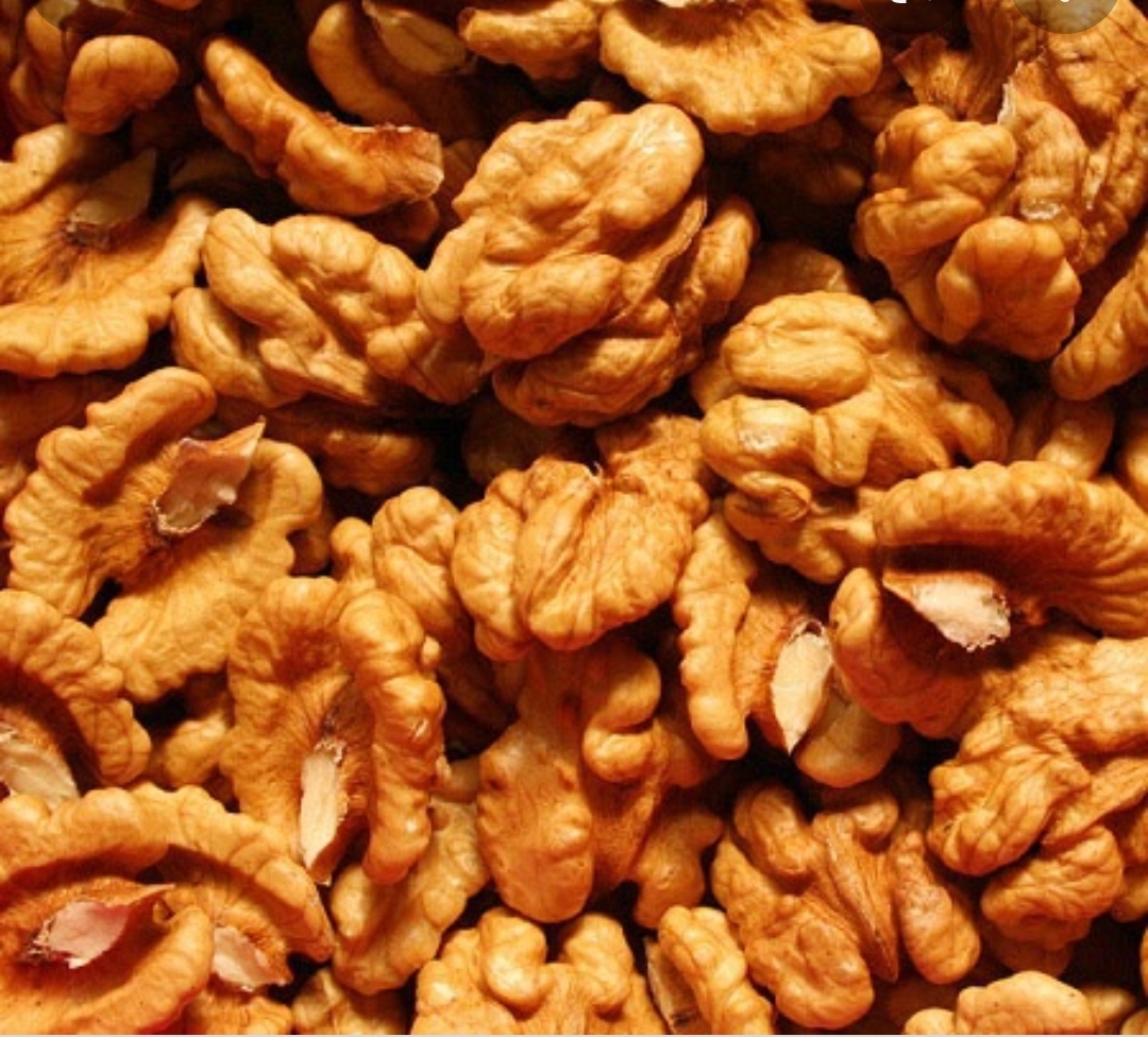 I will sell fresh shelled nuts from organic farming