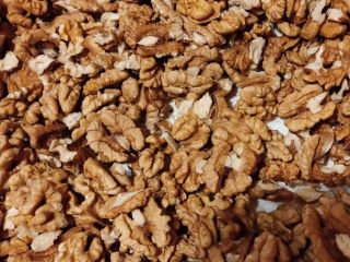 I will sell this year's shelled walnuts. Approx. 30
