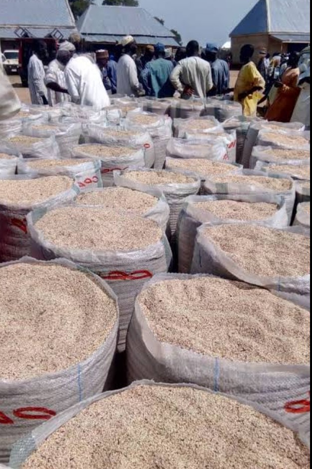 We sell hulled SESAME SEED , WHEAT, for investors, industrialist exporters and potential stakeholders at customer friendly price and specifications