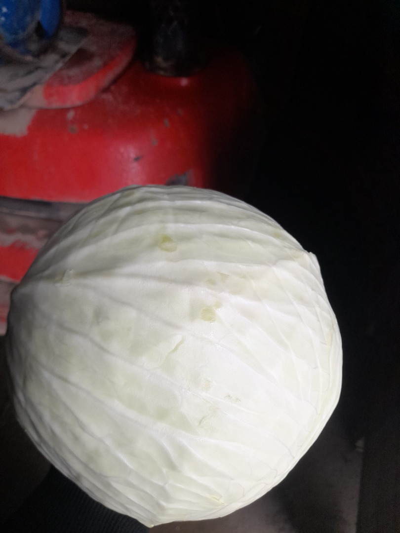 I will sell white cabbage, pickled salads, delivery possible