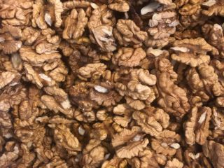 I will sell 60 kg of freshly shelled walnut