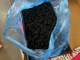 We have some offers : 1) dried plums (seedless)