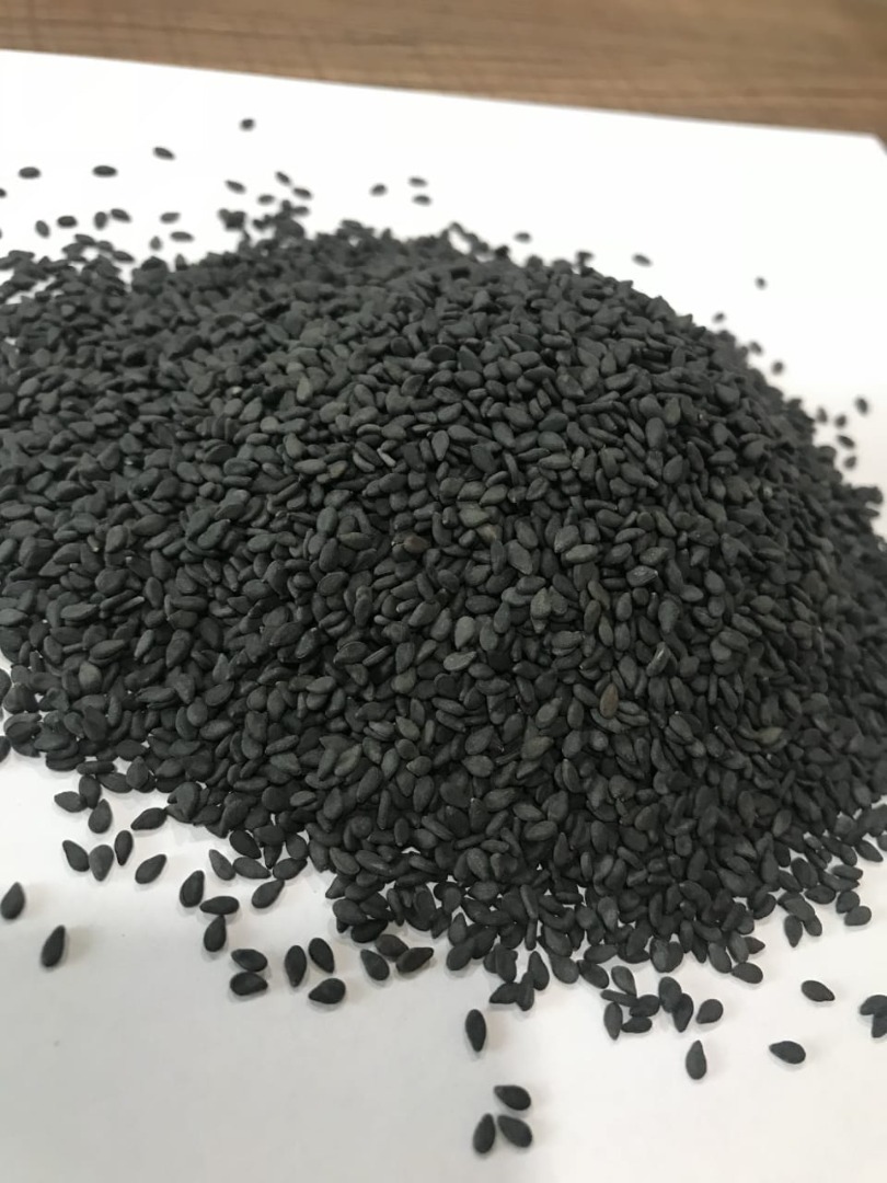 Black sesame for sale Origin Nigeria Goods in a big bag About 10 tons Collect Olkusz Price PLN 10.50 / kg Prepayment