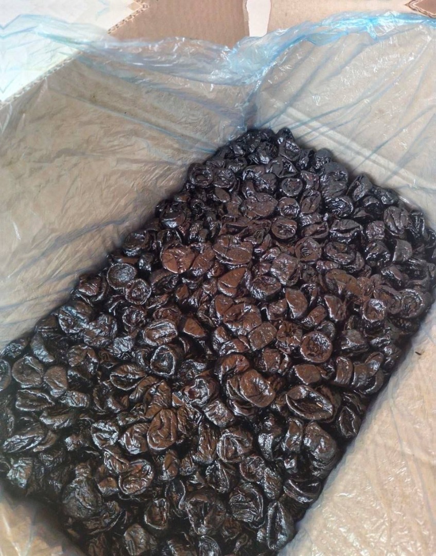 I will sell dried plums without pits