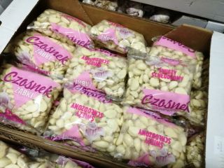 peeled garlic, packaging from 500g to 10 kg, certificate,