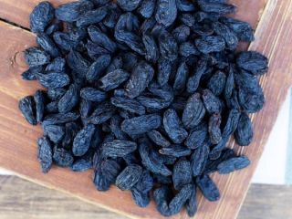 Sojagi raisins Dried in the shade, without preservatives and
