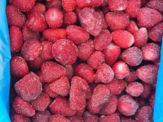 Frozen strawberries grade A uncalibrated perfect quality from our