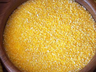 Corn groats (grits) different granulation for corn snacks production,