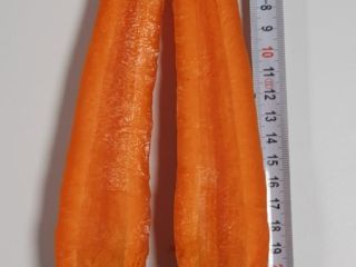 Carrots from the Norway and Nacton varieties. At the