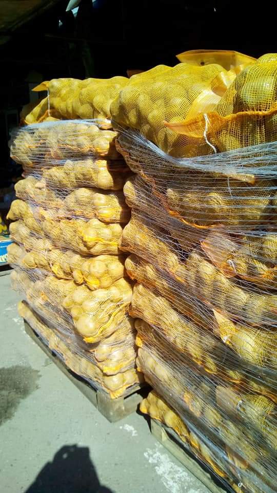 Cumpar cartofi de consum ambalati la bag de 10 kg