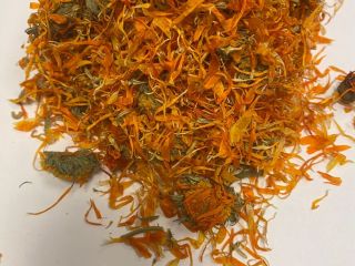 We offer for sale marigold flower. Beautiful golden color,