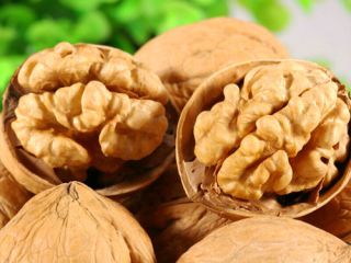 Selling wholesale Chandler variety walnuts. Highest quality. In large