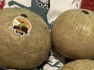 For sale, 2 vanity pumpkins, very sugary brand, chestnut