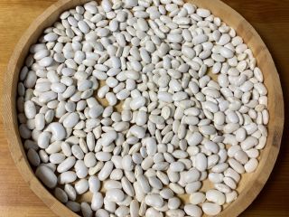 Hello, I have for sale: Igołomska small white beans.