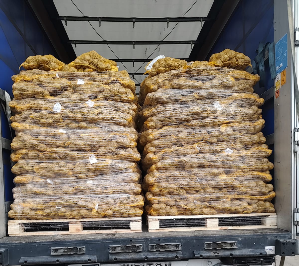 I WILL SELL POTATOES IN QUANTITIES OF TIROWE