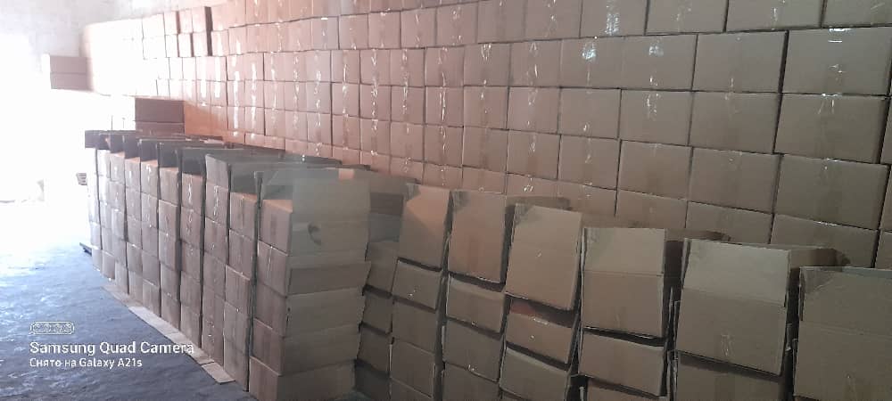 I will sell wholesale walnuts, halves, quarters, 10 kg cardboard packages