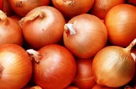 WE ARE A COMPANY SPECIALIZED IN GROWING AND EXPORTING HIGH QUALITY FRUITS AND VEGETABLES, WE CAN OFFER YOU A WIDE RANGE