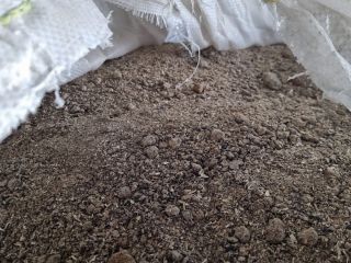 Hello. We offer sunflower seed meal of Ukrainian origin