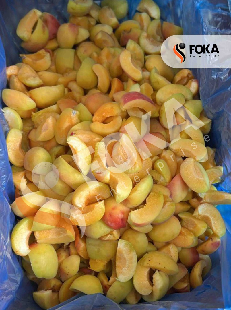 High-quality Apricots in halves