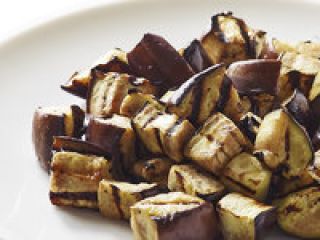 GRILLED FROZEN EGGPLANT, CUBE 20MMX20MM, FOR SALE 1890KG (3