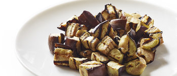 GRILLED FROZEN EGGPLANT, CUBE 20MMX20MM, FOR SALE 1890KG (3 PALLETS OF 630KG)