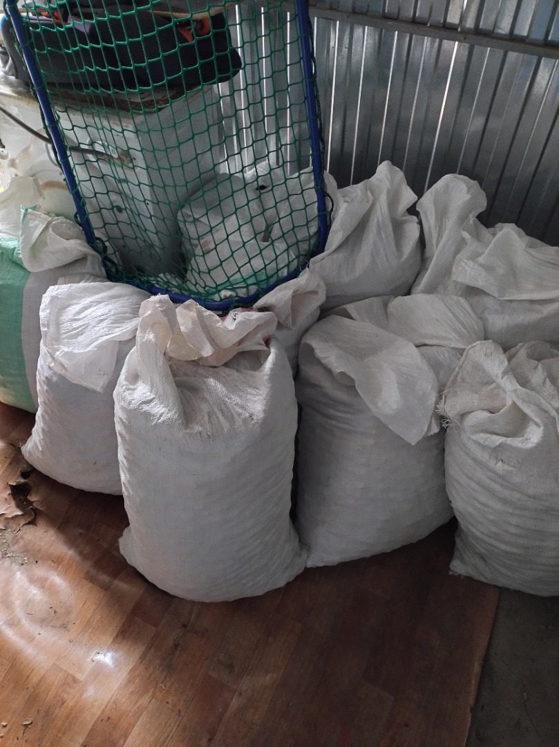 I have 16 bags of chestnuts for sale