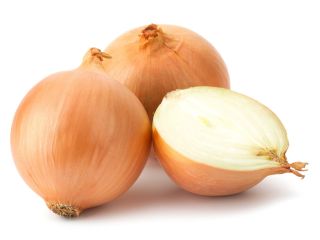 I am selling onions caliber 50/70 and 60/80 packed