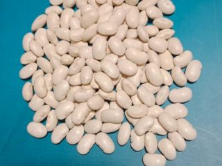 White beans, crop 2024, first class. 100-110 grains in
