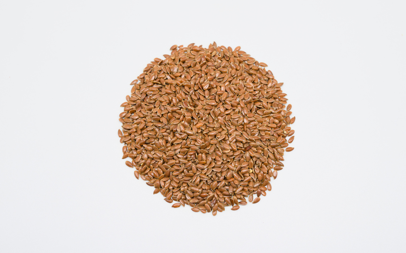 I will sell brown, golden flax seeds - purity 99.90%., packed in Big bag or sack, order fulfillment from 1000 kg