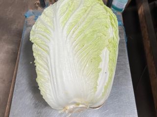I have industrial Chinese cabbage for sale, ranging from