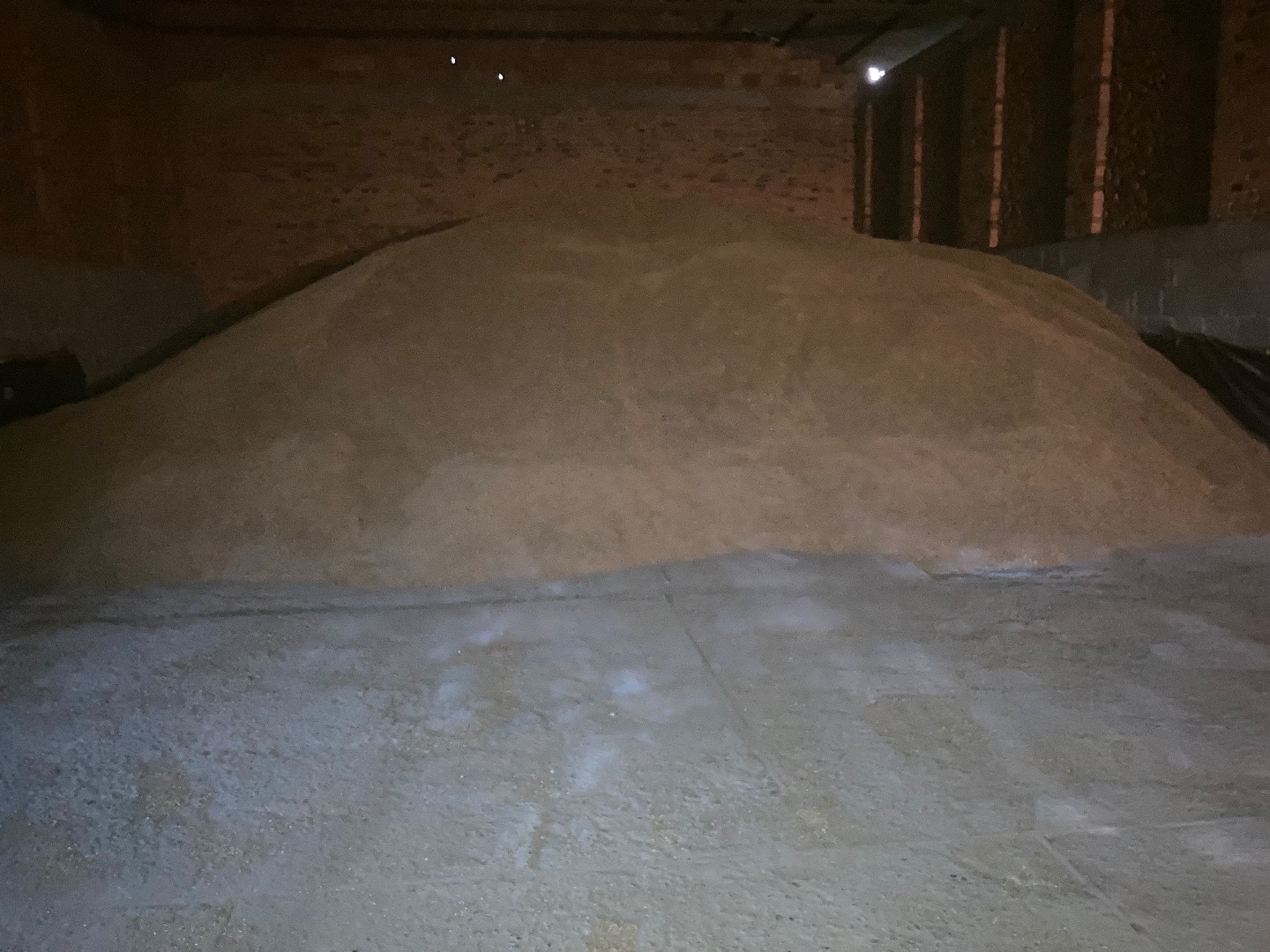 I will sell organic oats, approximately 150 tons