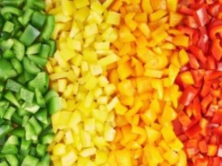 Papryka słodka wszystkich rodzajów mrożona metodą IQF oraz suszona