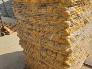 I am selling yellow and red potatoes in 5,