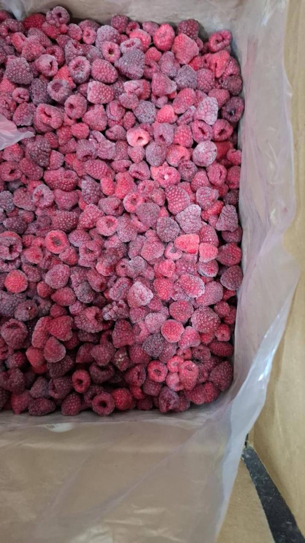 For sale - raspberry shock freeze (IQF) Quantity: 60 tons Origin: Kyrgyzstan Class: Extra 95/5 ❄️ Shock freeze, high quality Last harvest of this year All