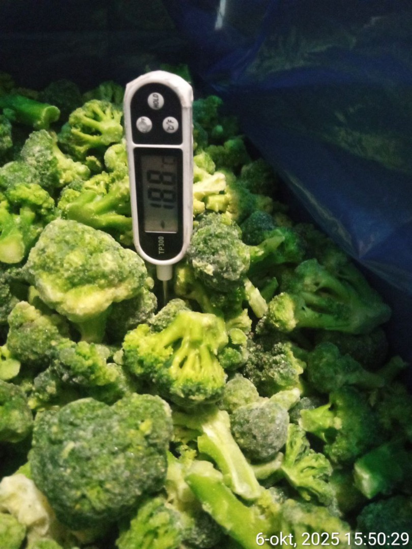 Frozen broccoli (7 kg pack/box) Unlimited volume available