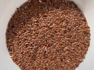 Olive seeds, brown flax, 1,000 tons FCA, Blagoveshchenka, Kazakhstan
