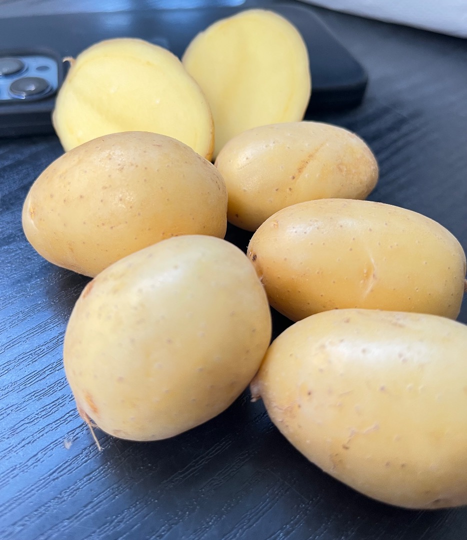 I'm selling "baby potatoes," Queen Anna variety, 20-45 gauge