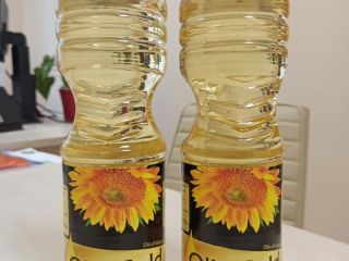 We sell refined sunflower oil - 100% pure. We