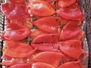 The ️. are big red for making ajvar. they