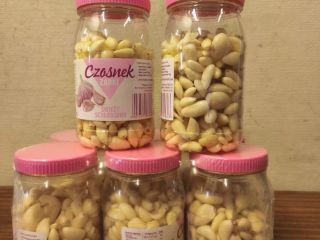 peeled garlic to order
