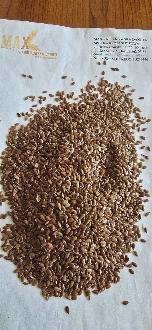 I have brown flax to offer, originating from Kazakhstan, tested for pesticides in an accredited laboratory