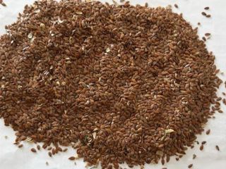 OFFER: Brown flax We offer cleaned premium quality brown