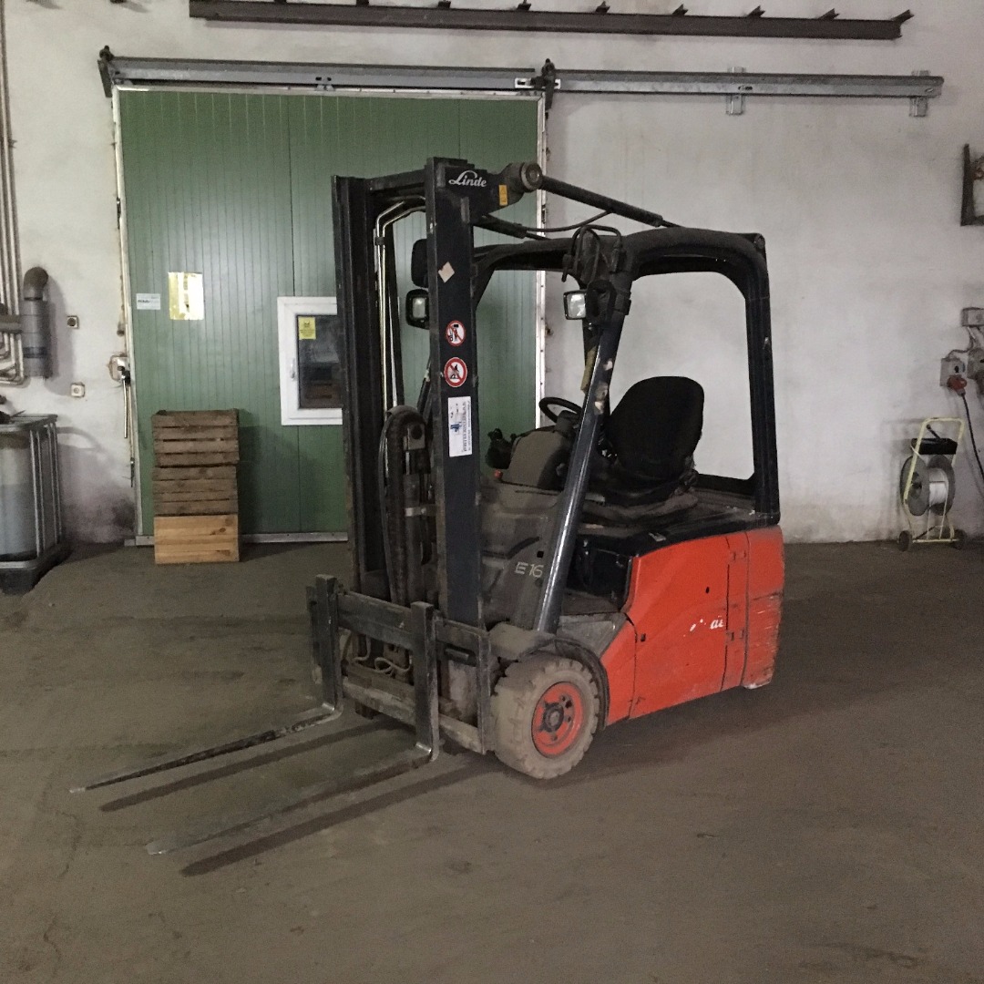 I will sell a used, Linde E16 electric forklift in very good condition